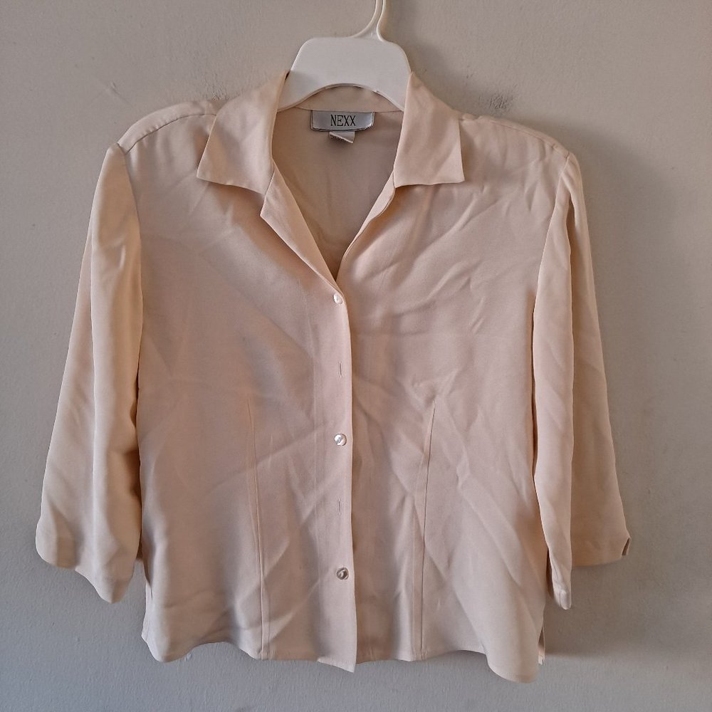 NEXX Ivory Button Up V-Neck 3/4 Sleeve Silk Blouse